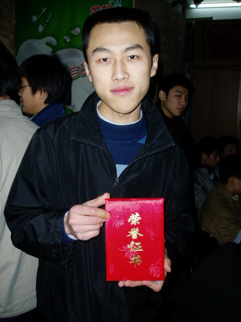 2004˽